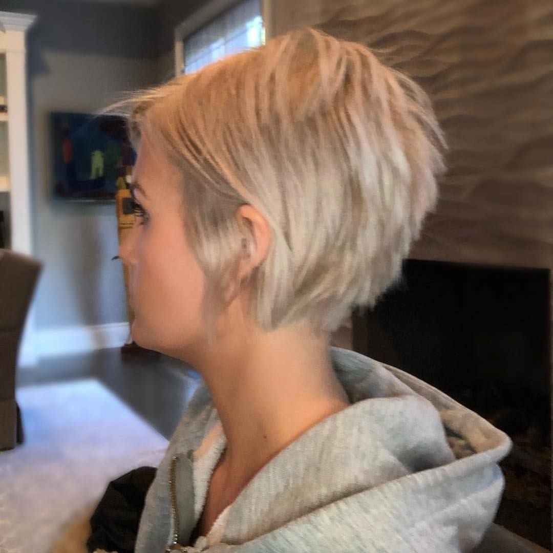 Боб каре Пикси стрижки