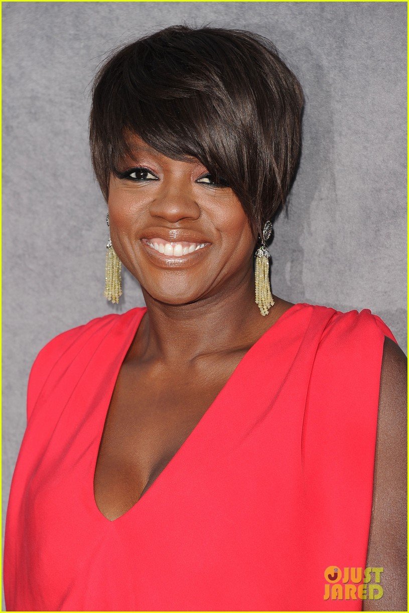 Danielle Davis model