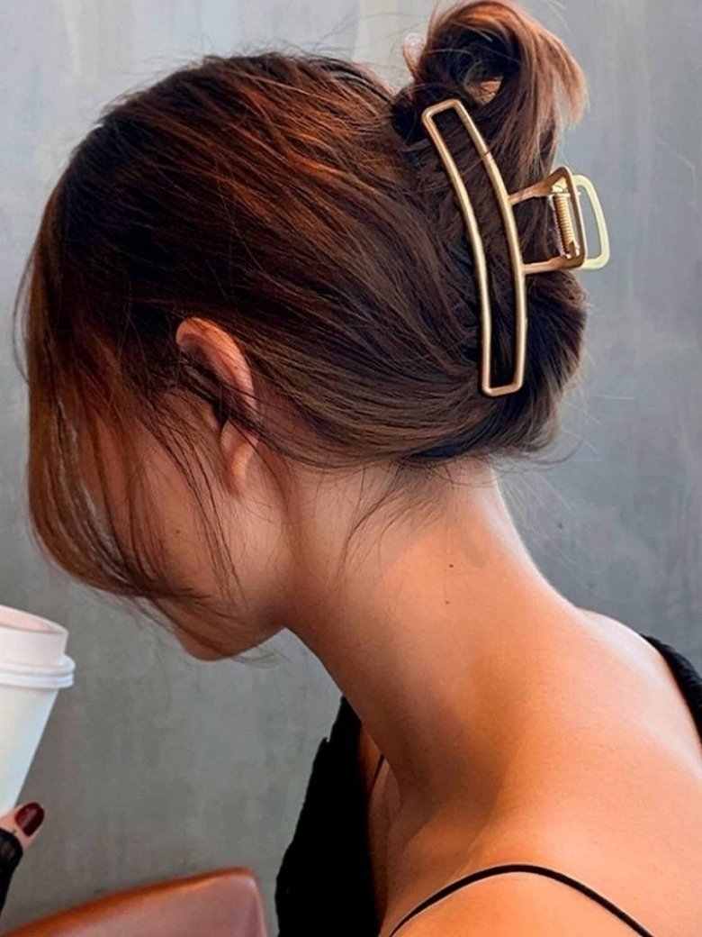 Прически с крабом для волос