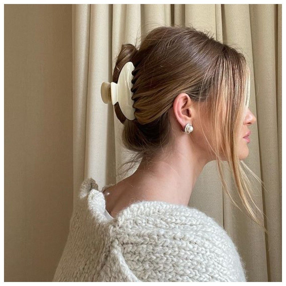 Прически с крабиком