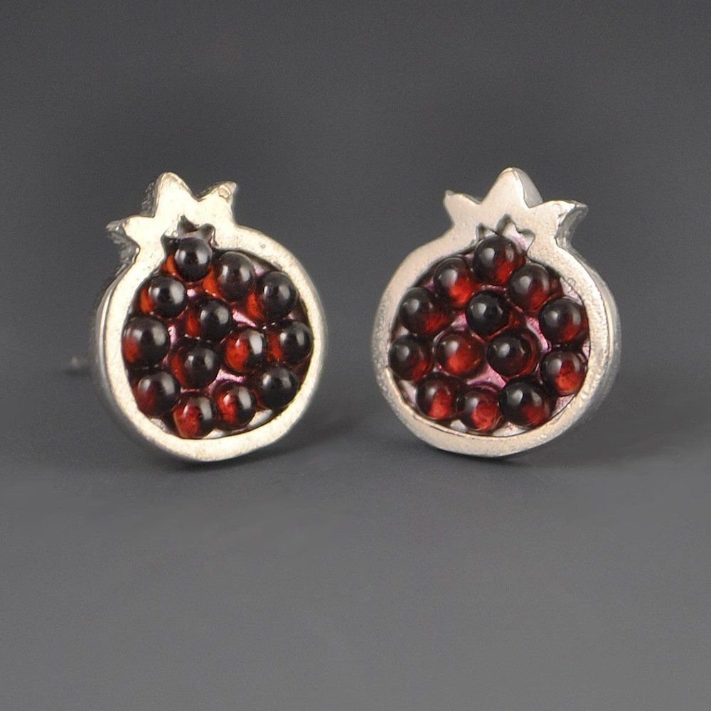 Кольцо в виде граната