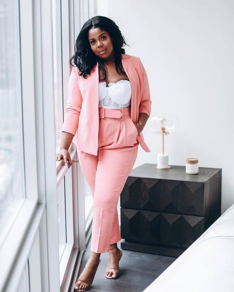 Летние брючные костюмы для полных женщин