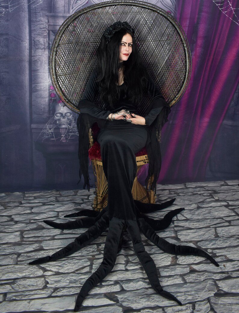 Мартиша Аддамс костюм