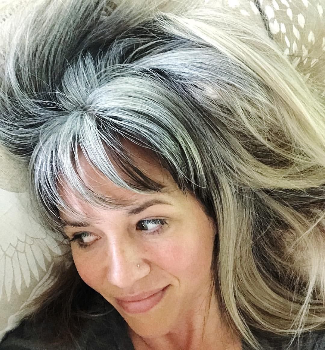 Колорирование темных седых волос