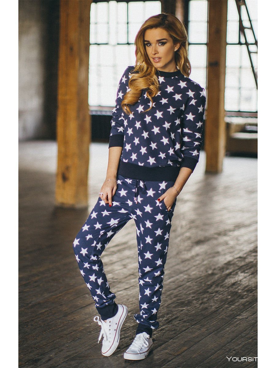 Ксения Бородина в коротком платье