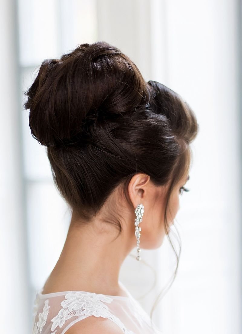 Прическа пучок