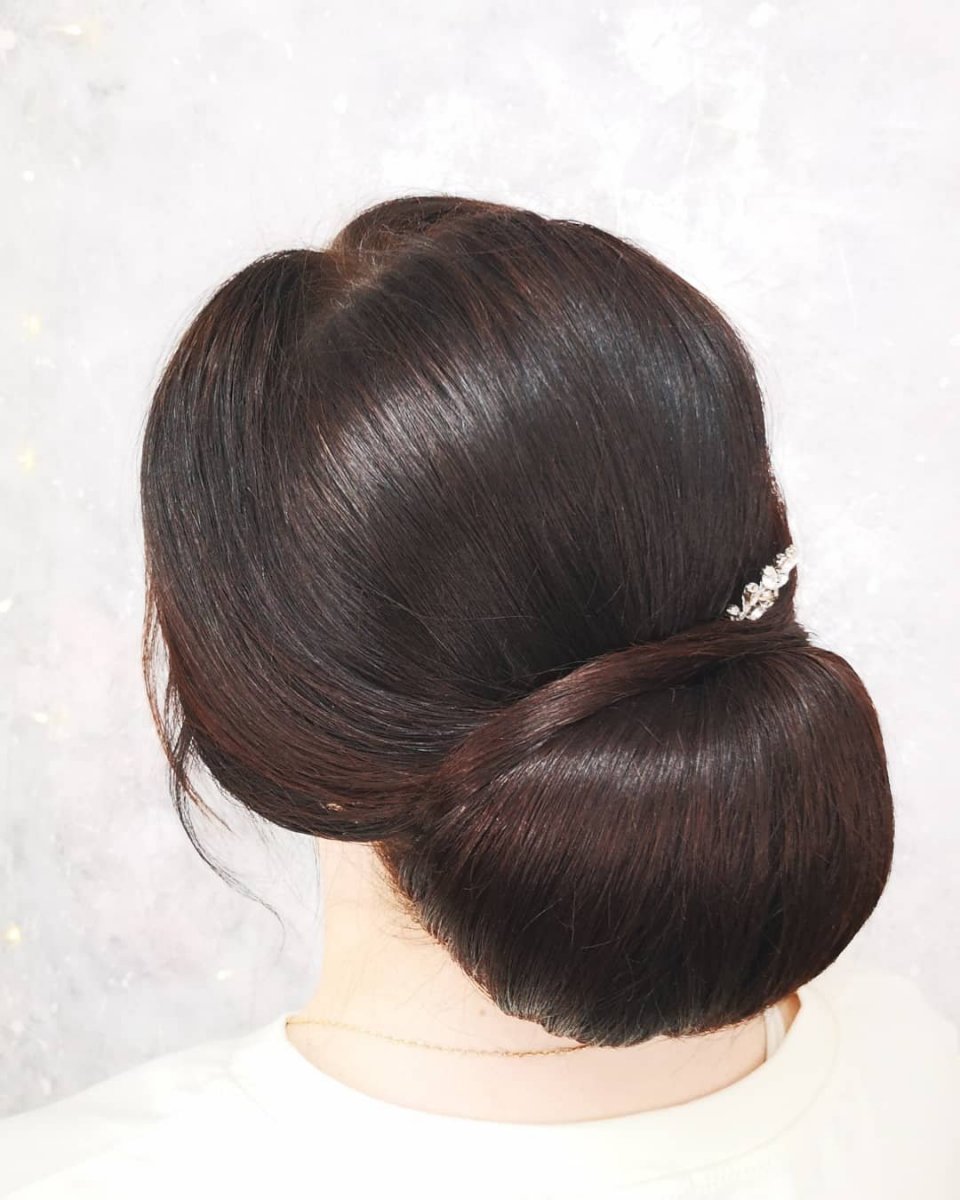 Гладкие прически