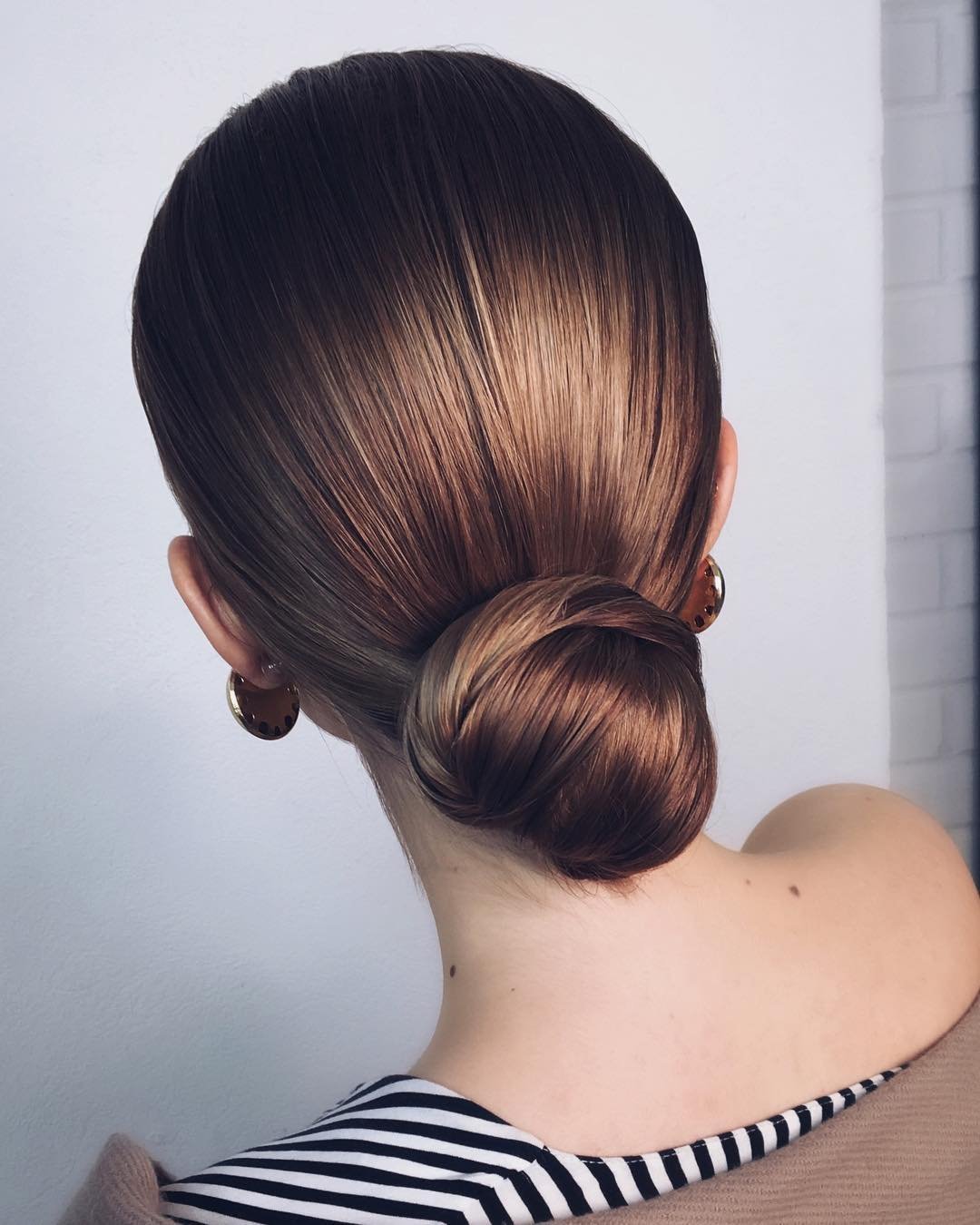 Прическа элегантный пучок