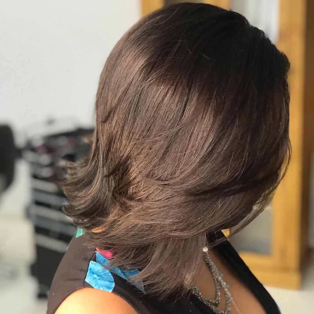 Длинные волосы с осветленными концами