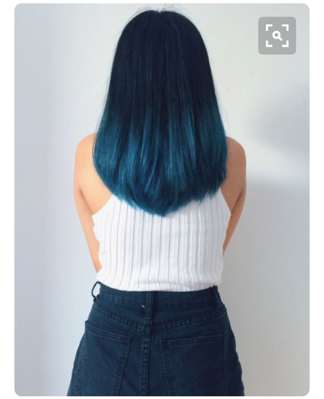 Девушки с покрашенными кончиками