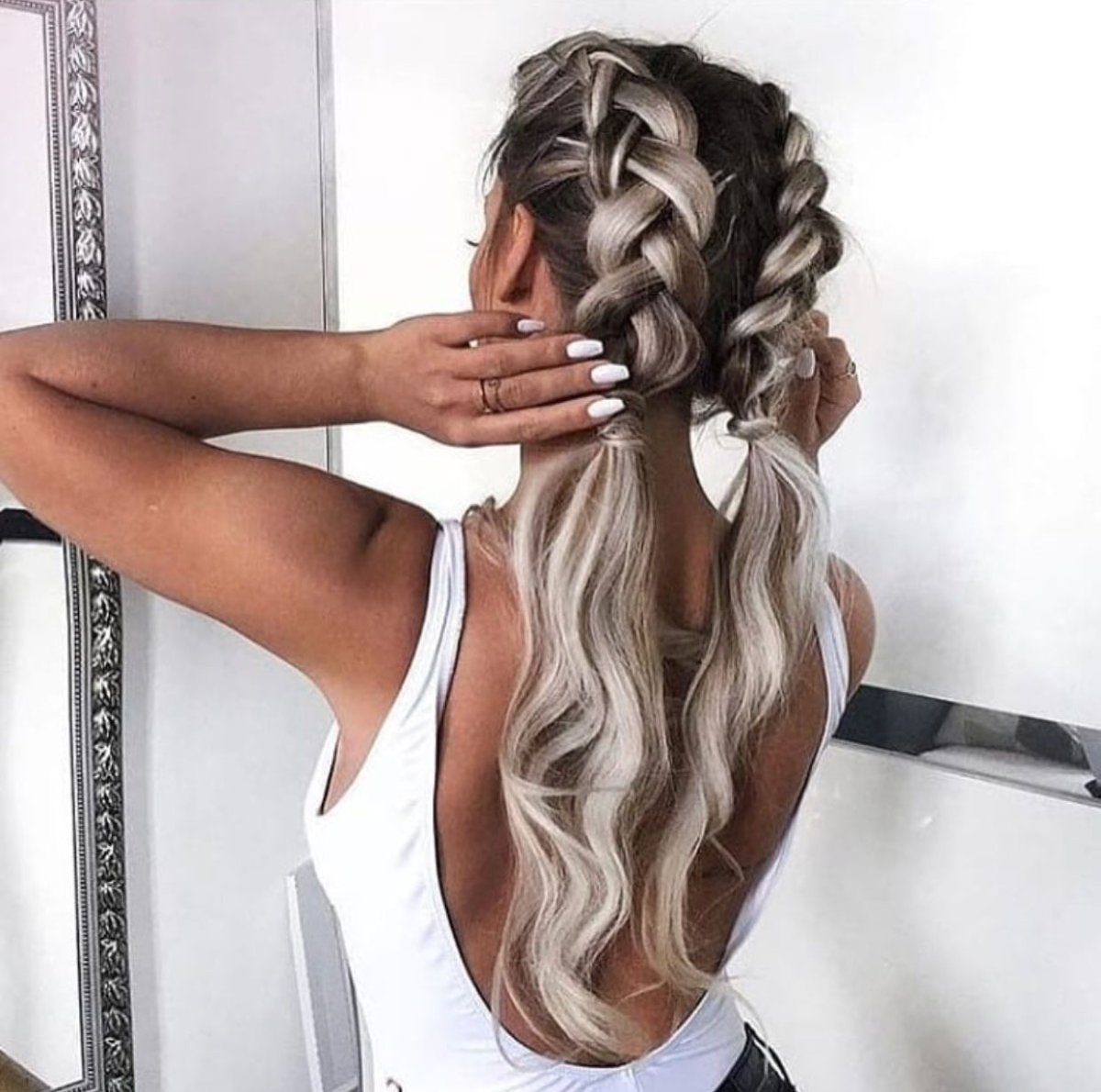 2 Французские косы с канекалоном