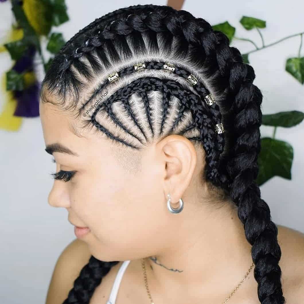 Боксерские косы с украшениями