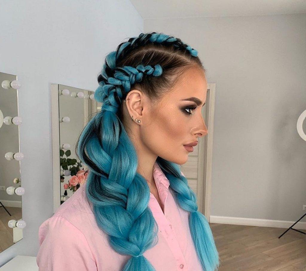 Две косы на длинные волосы