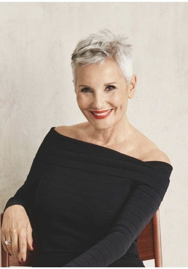 Гарсон Пикси для женщин 50 лет