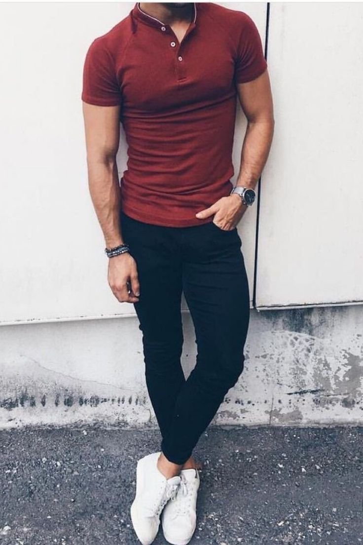 Стиль джинсы белая футболка и рубашка