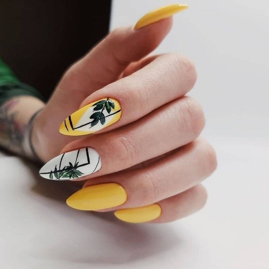 Летний дизайн ногтей миндаль