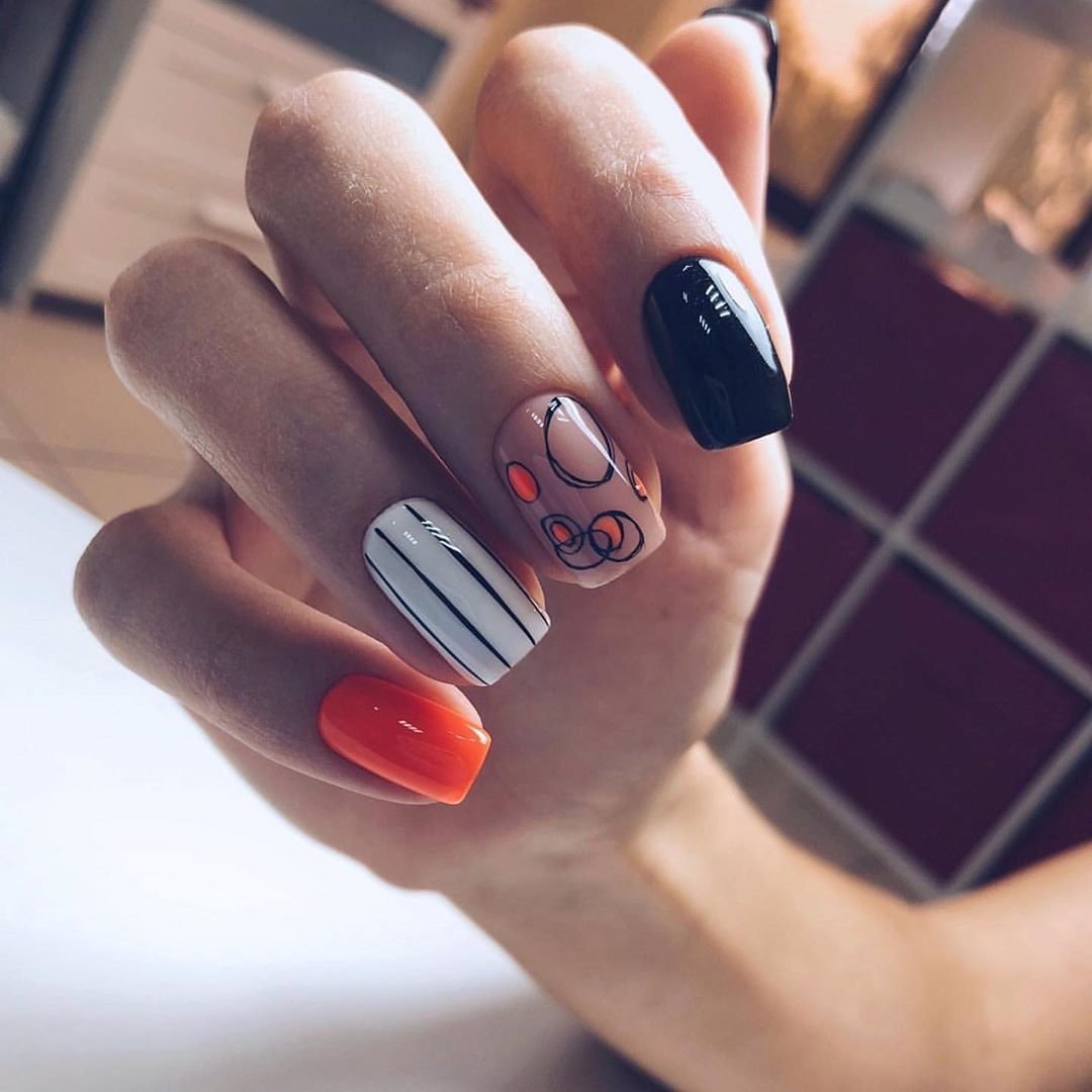 Крутой маникюр на короткие ногти