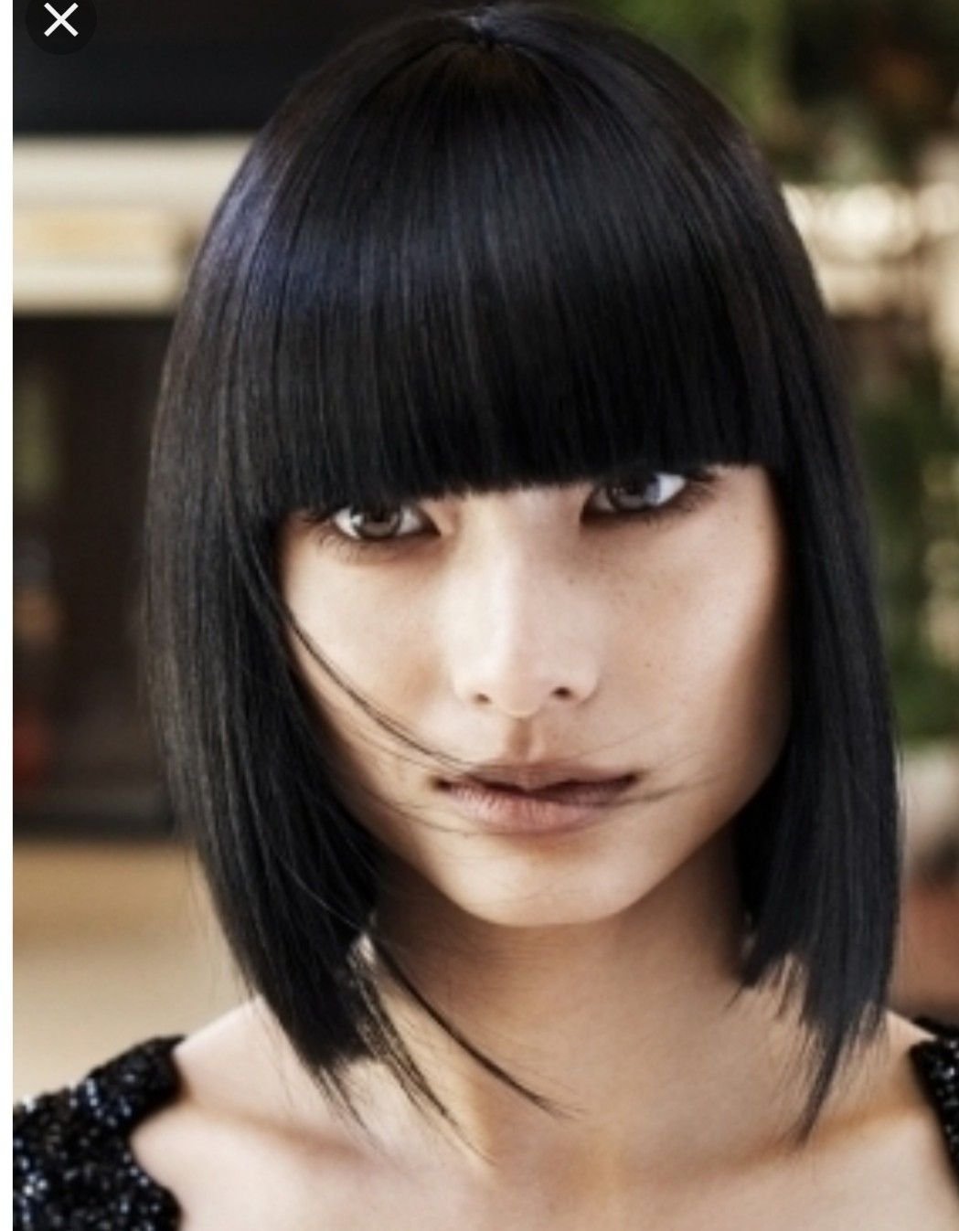 Прямая челка