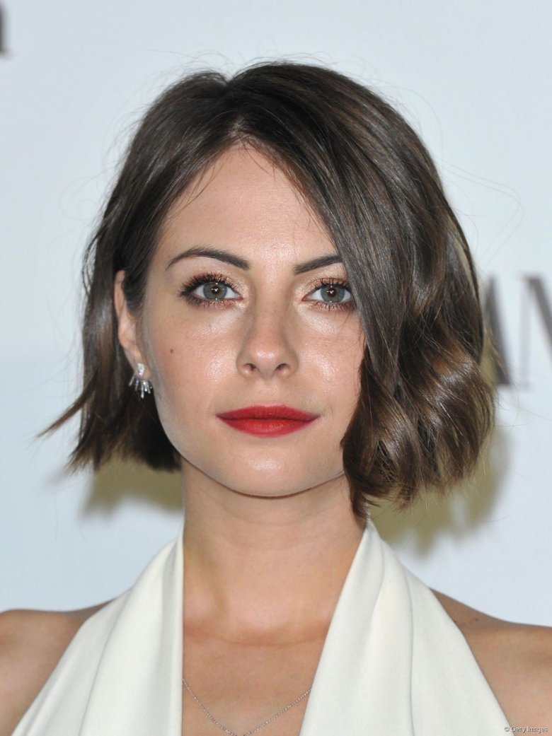 Уилла Холланд короткая стрижка