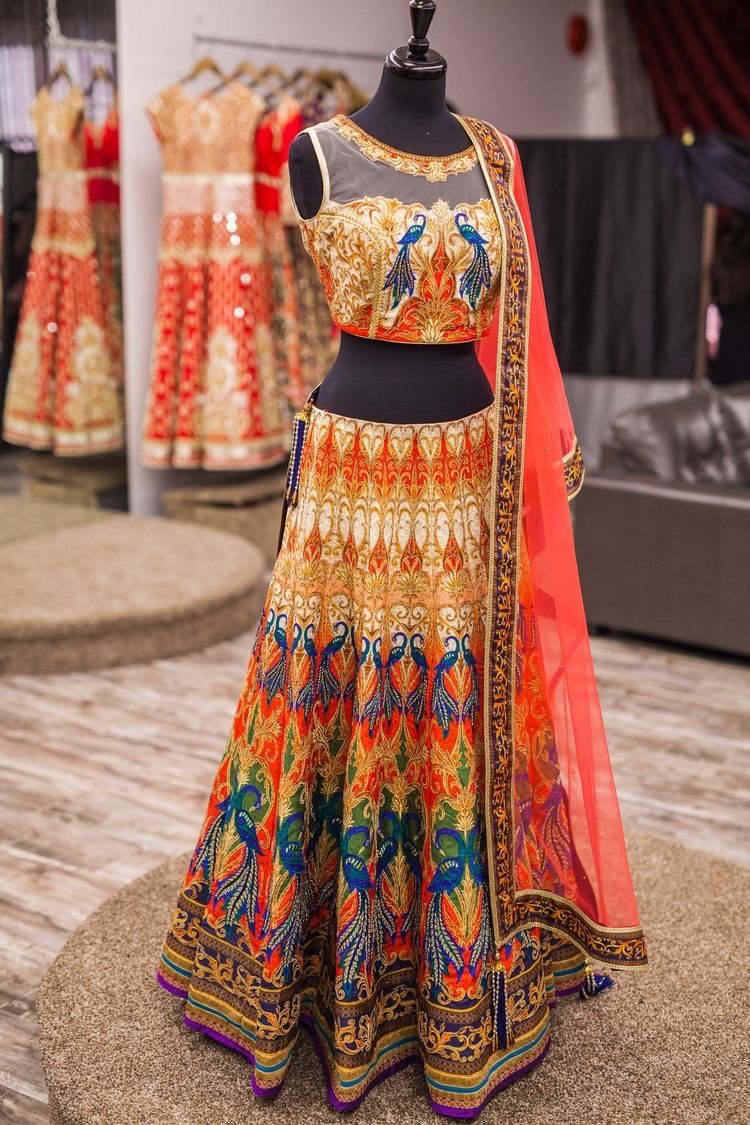 Стиль индийский костюм для полных