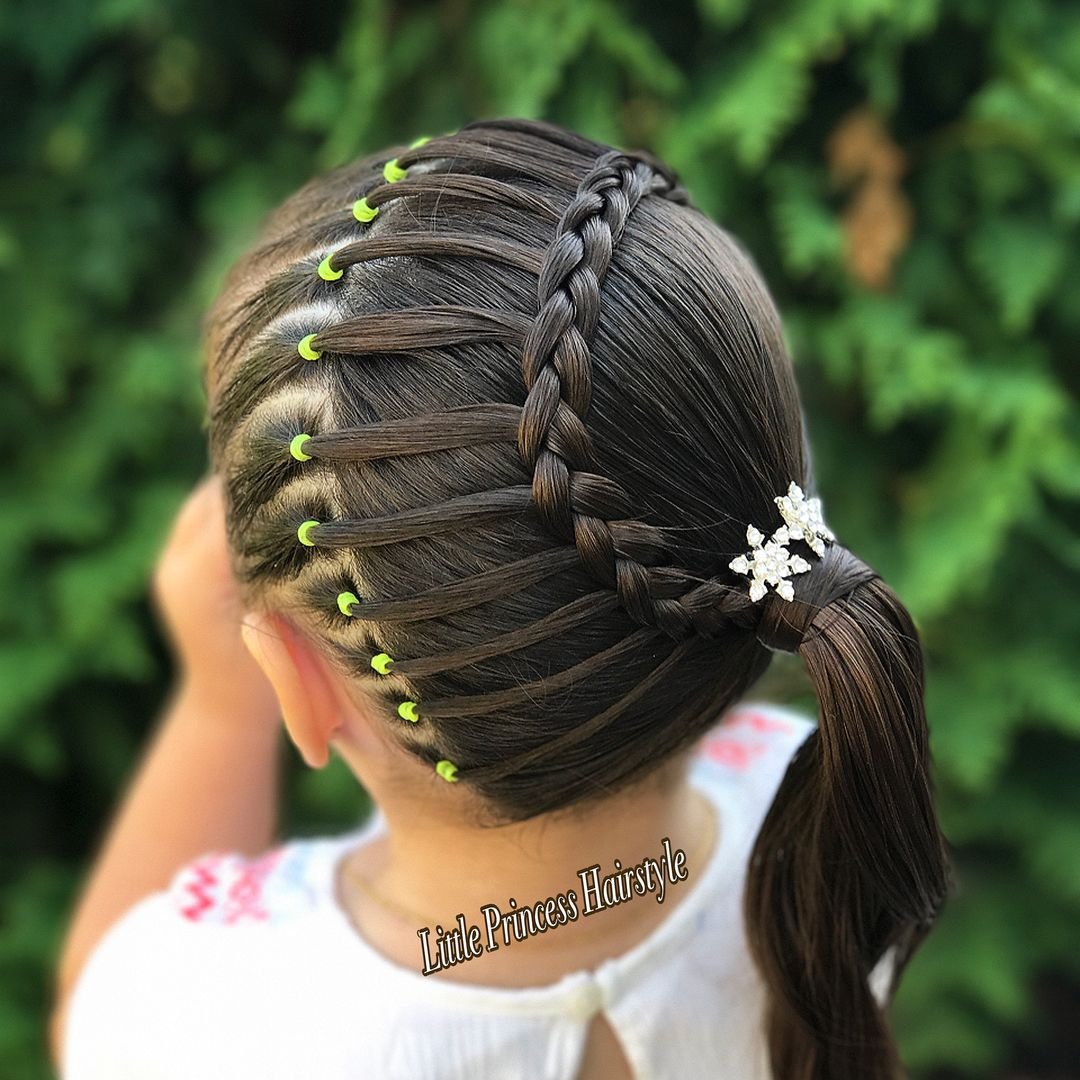 Простые прически для девочек с заколками