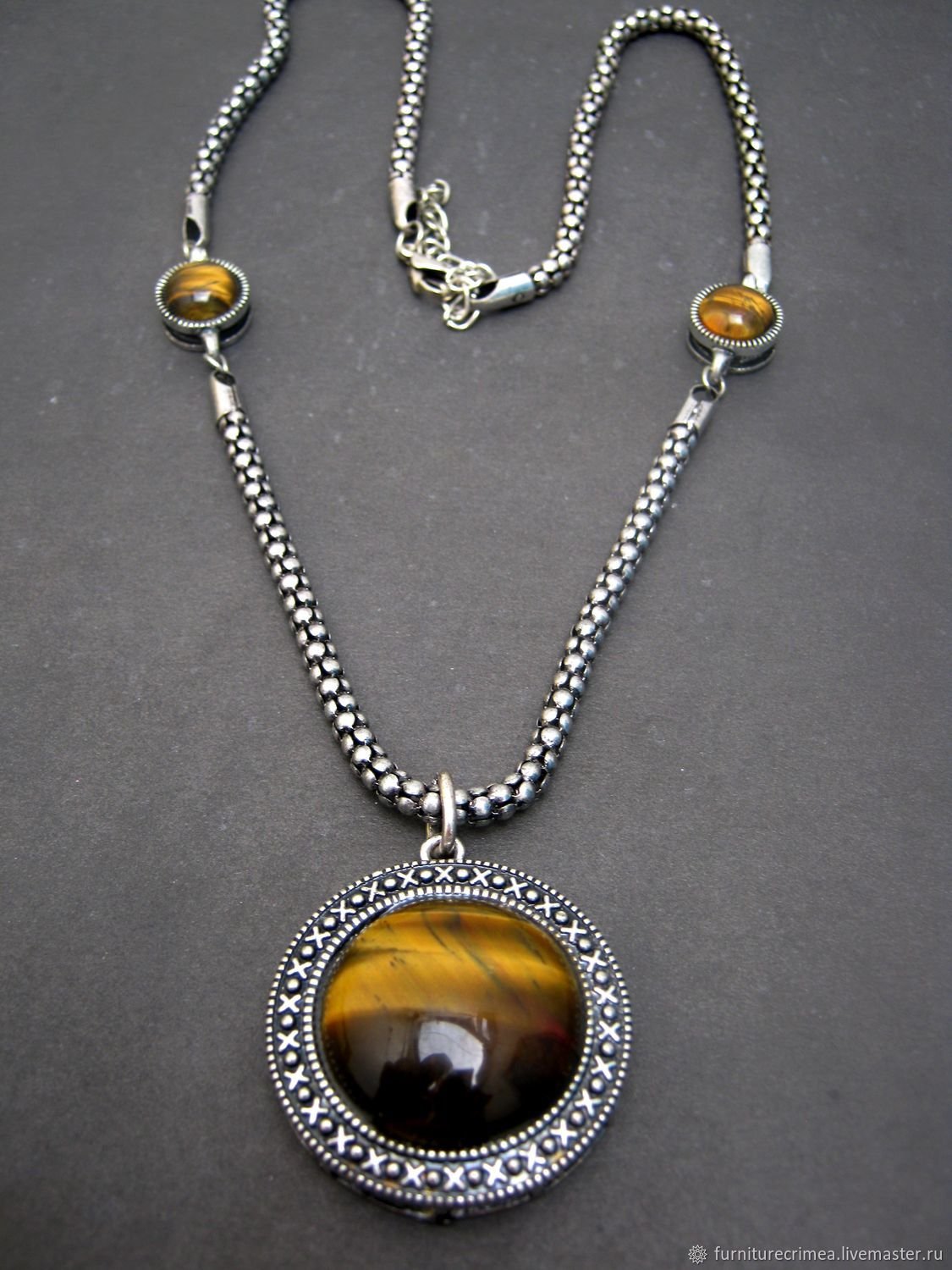 Подвеска из тигрового глаза сердце