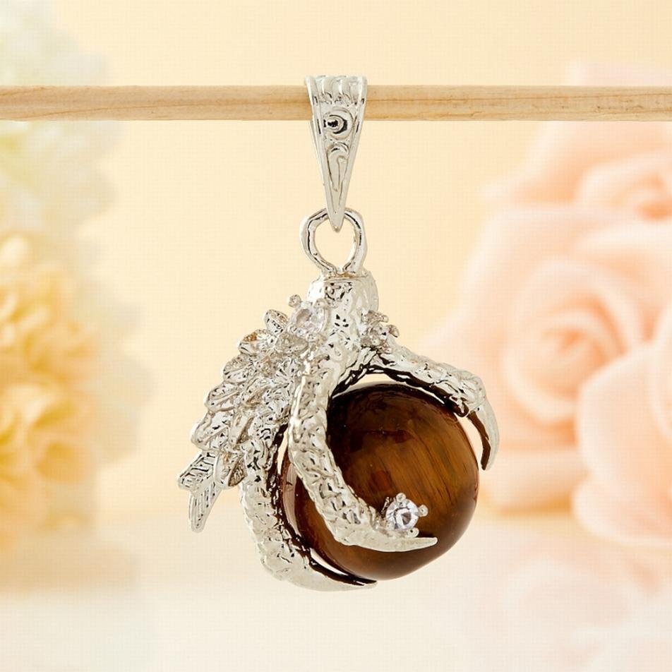 Кулон из тигрового глаза