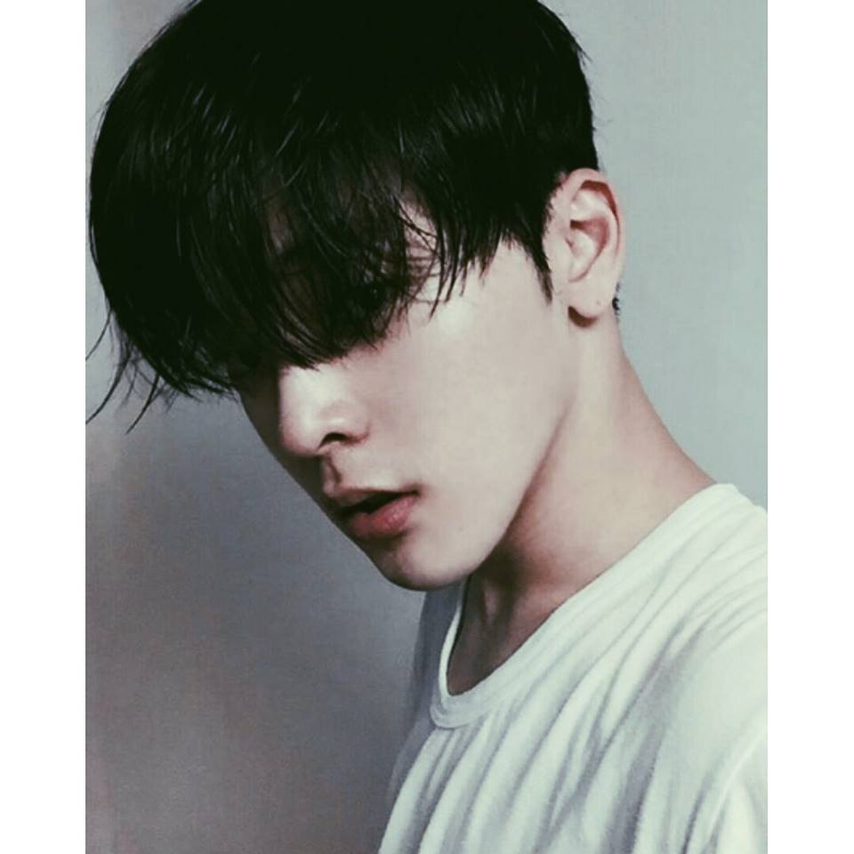 Азиатские девушки с каре