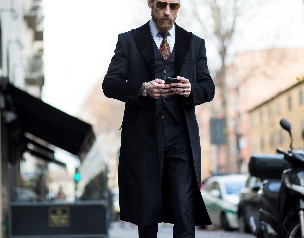 Синее пальто мужское