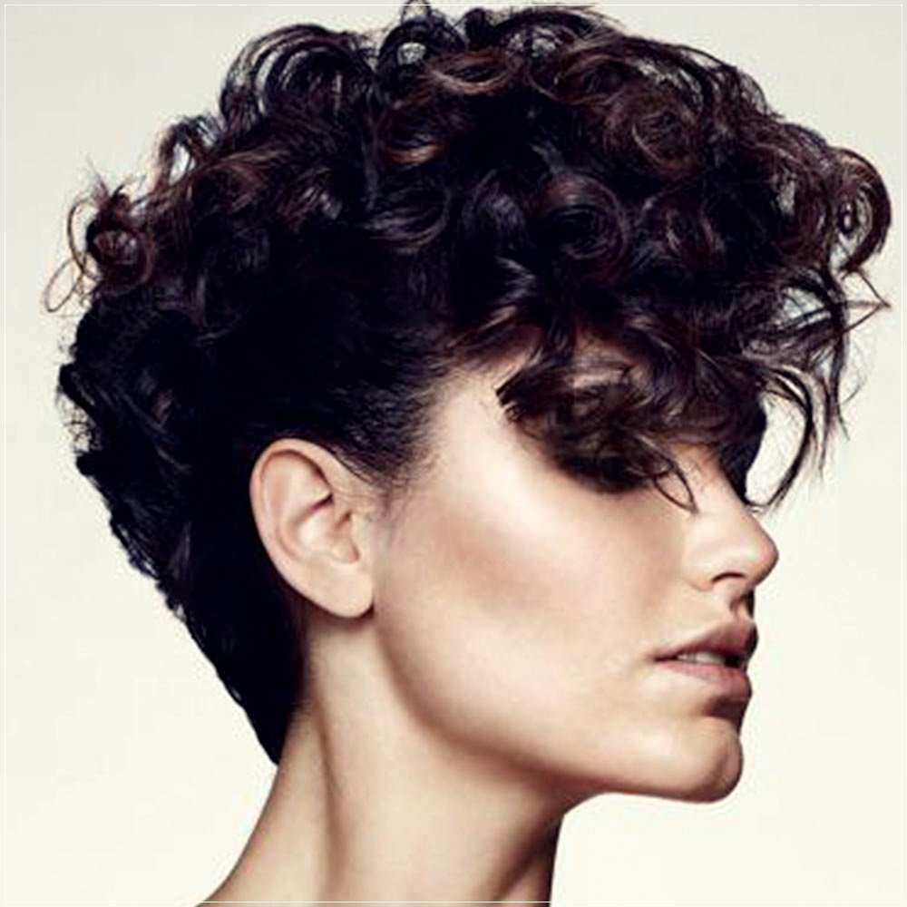 Стрижка итальянка на короткие волосы