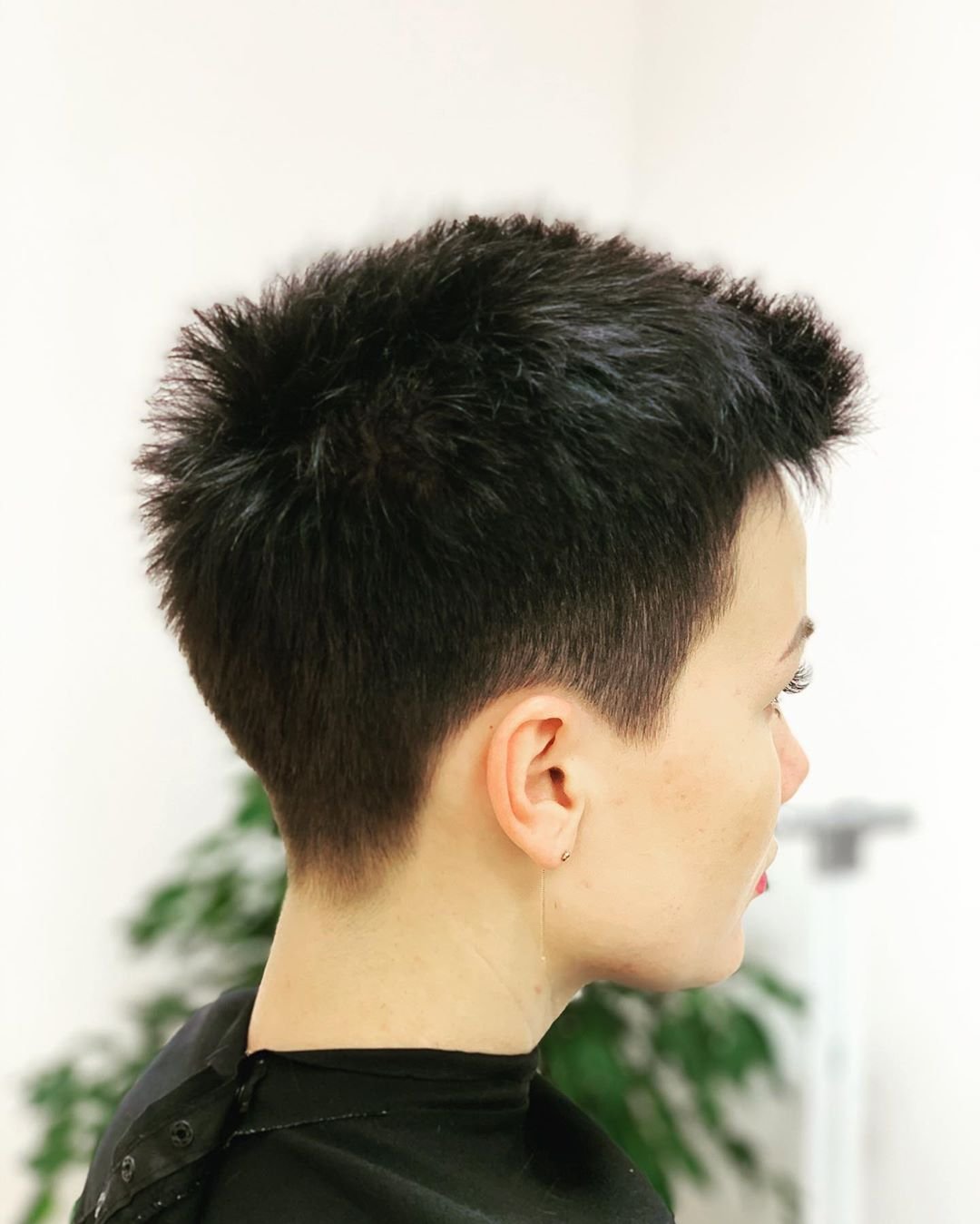 Короткая стрижка Томбой Ежик