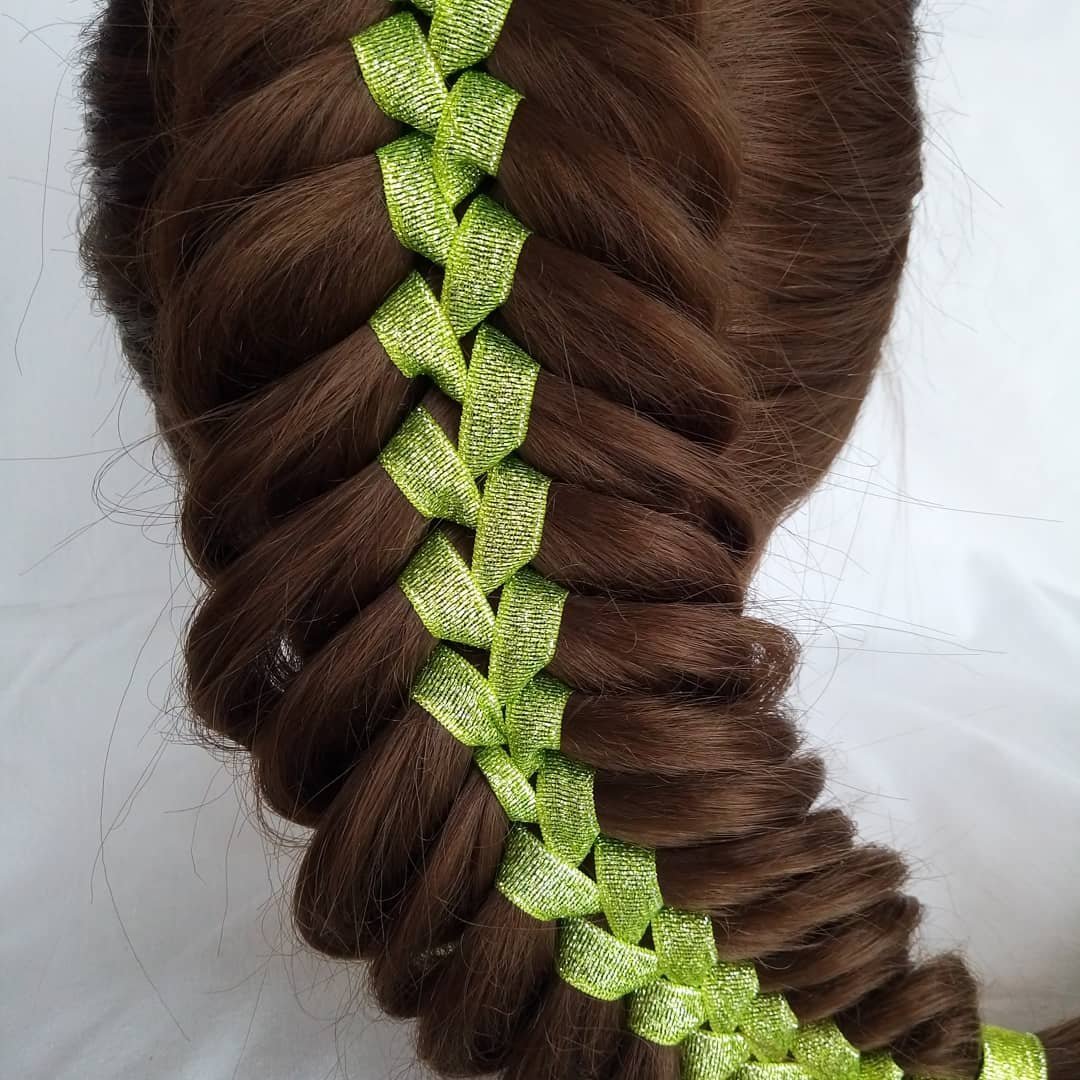 Прически с косичками