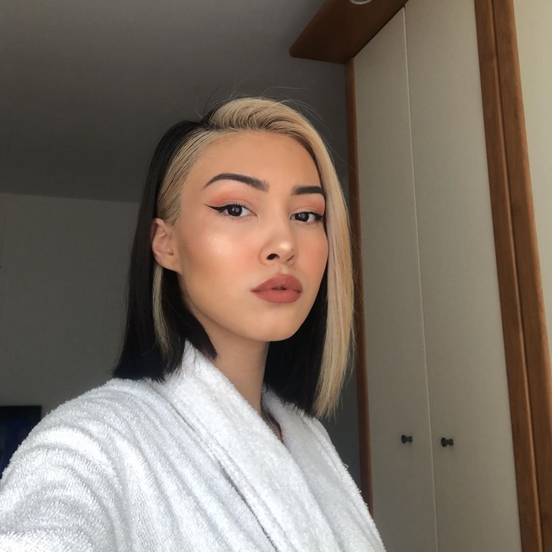 Кайли Дженнер с челкой