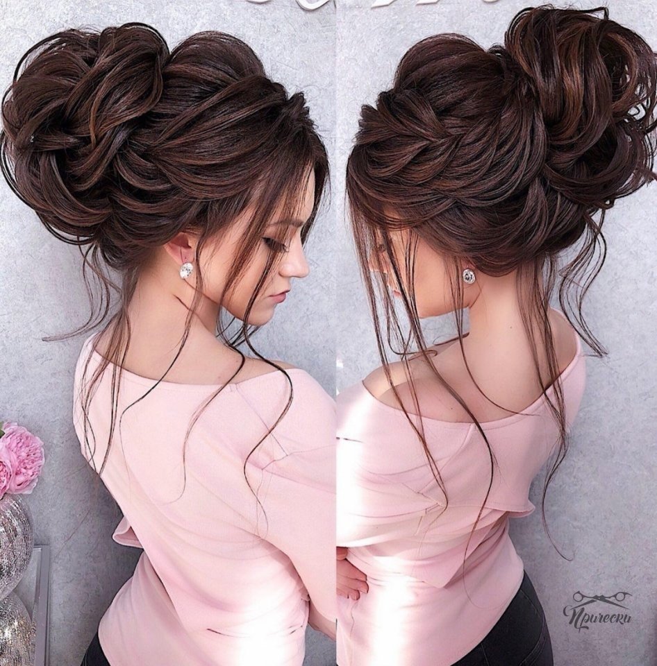 Пучок с выпущенными прядями