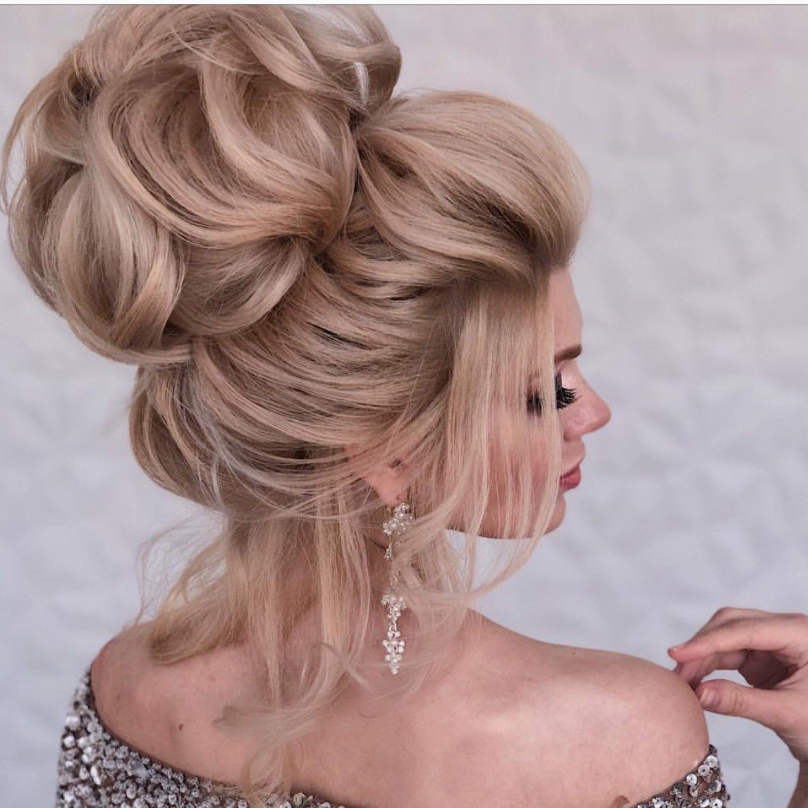 Прическа собранные Локоны