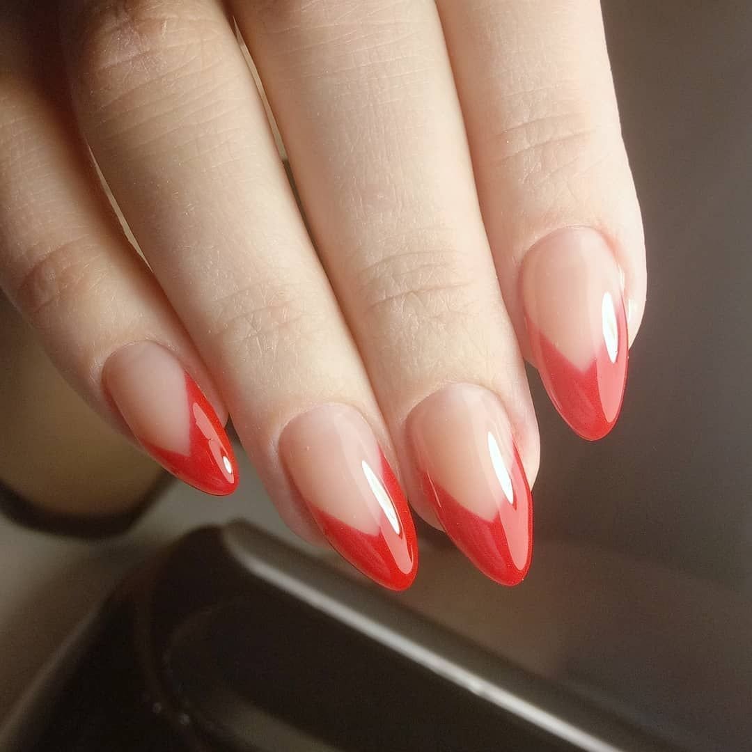 Выкладной френч красный миндаль