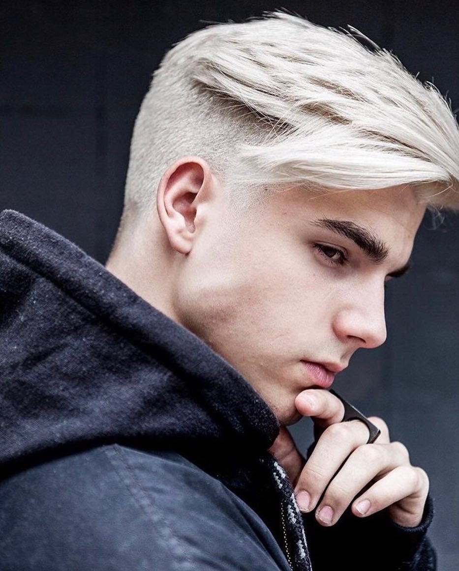 Стрижка для мальчика с выбритыми боками