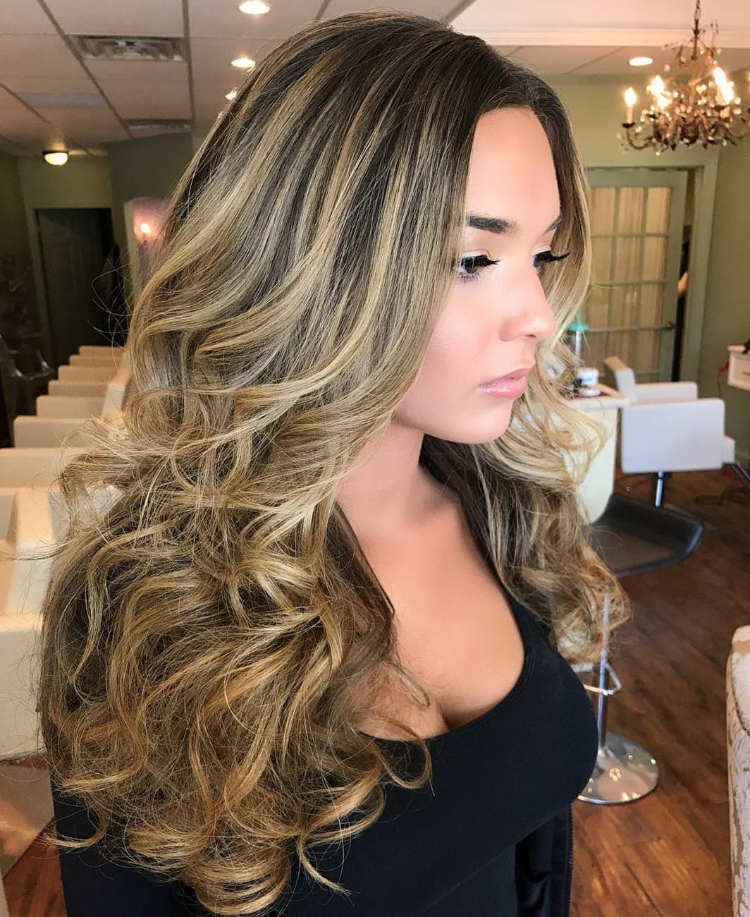 Легкое мелирование на русые волосы