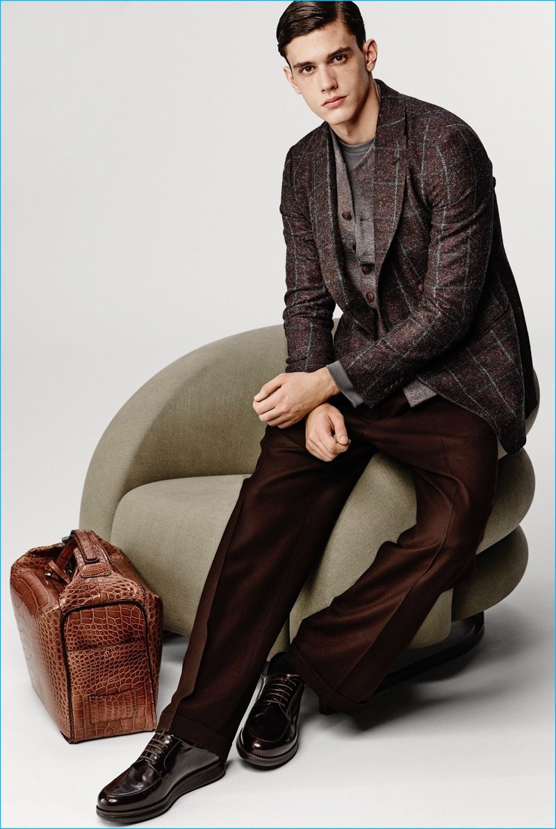 Константин Володин