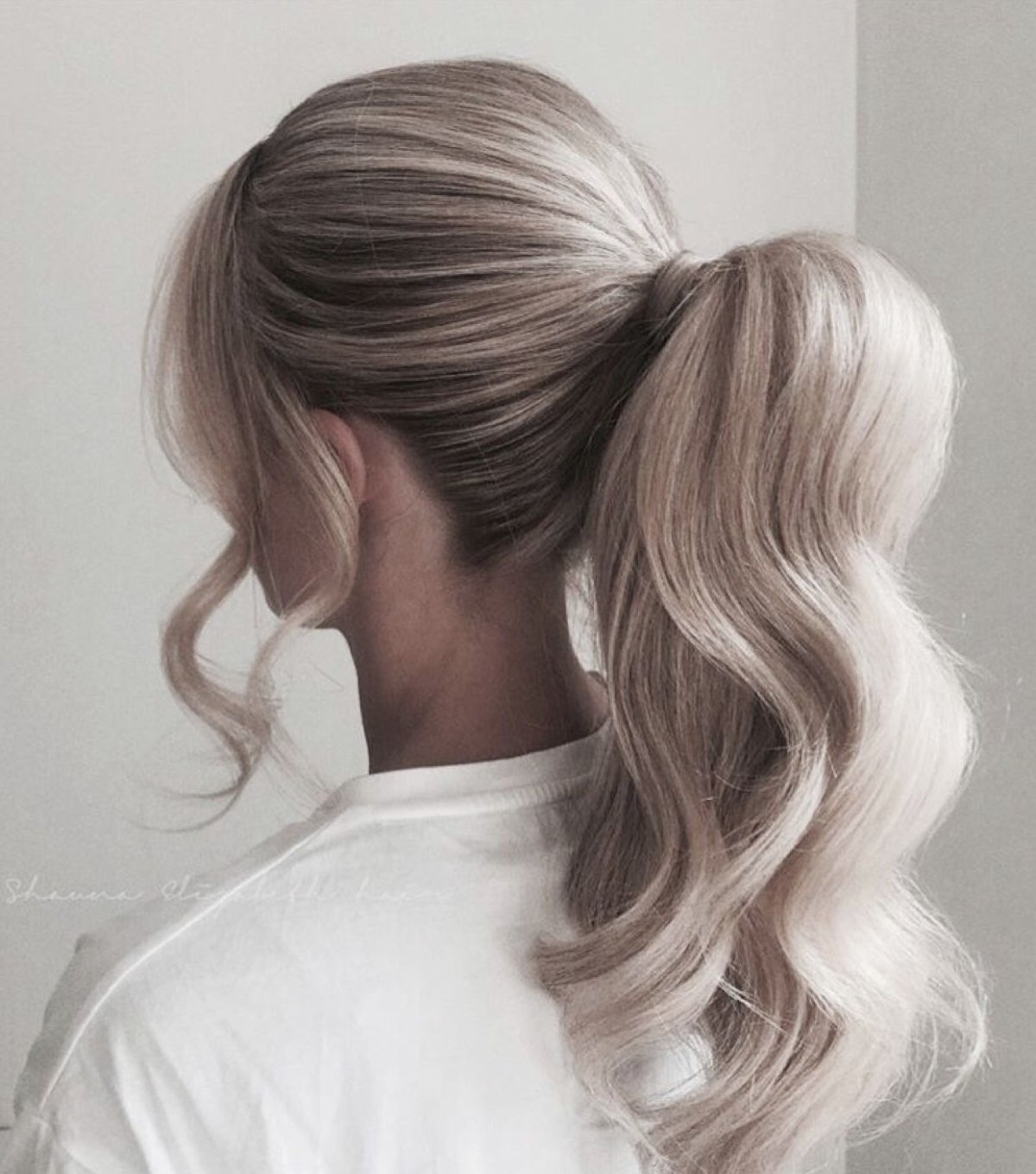 Свадебная прическа хвост