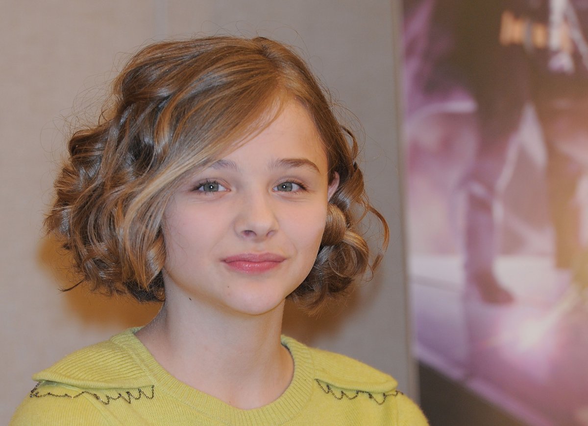 Хлоя Грейс Морец стрижка Боб