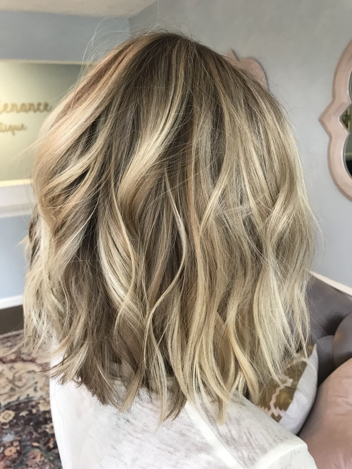 Лёгкие Локоны на средние волосы в домашних