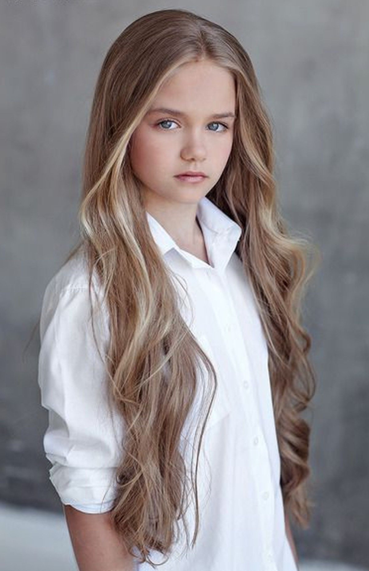 Кристина Пименова с длинными волосами