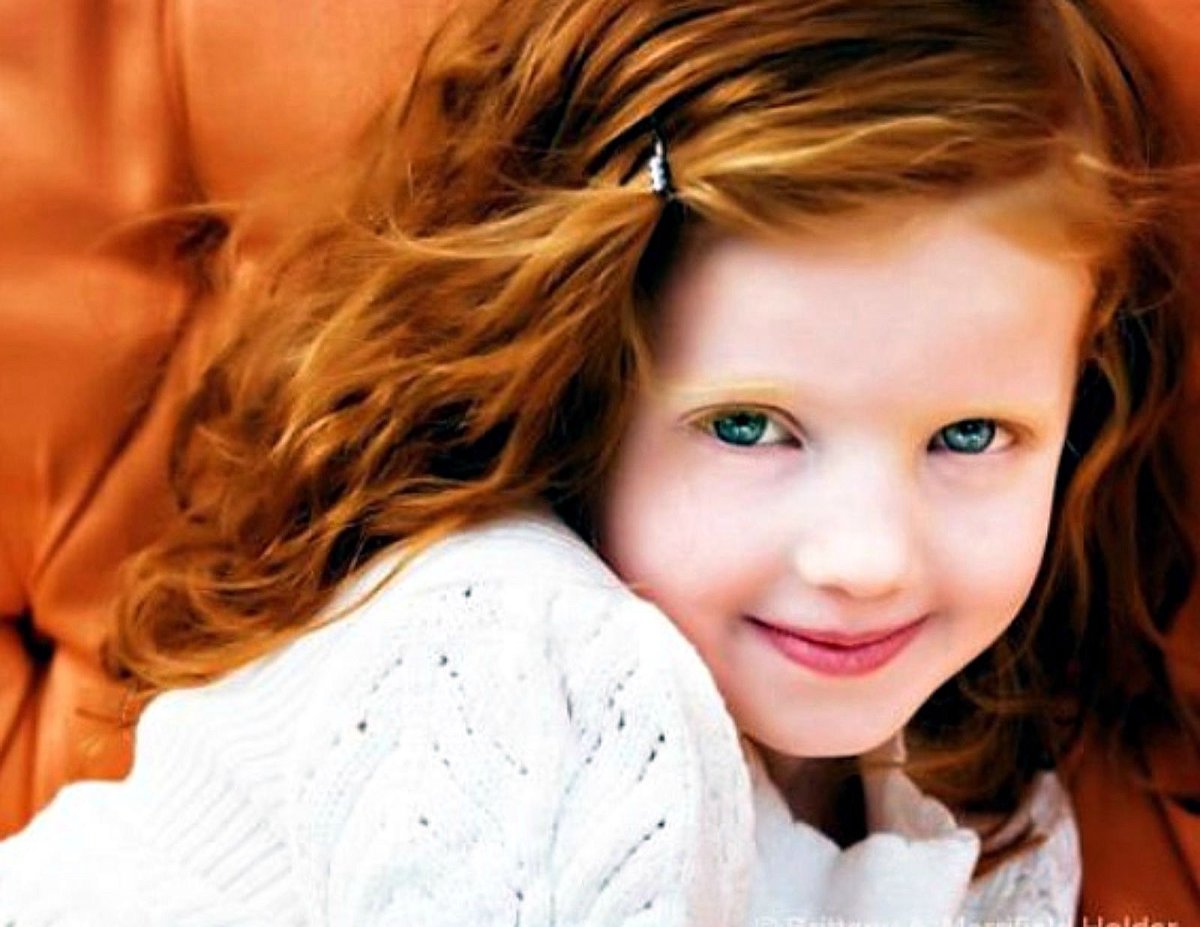 Рыжие дети с голубыми глазами