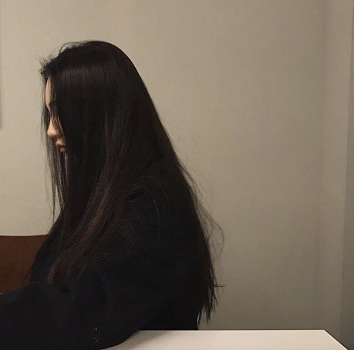 Кореянки с длинными черными волосами