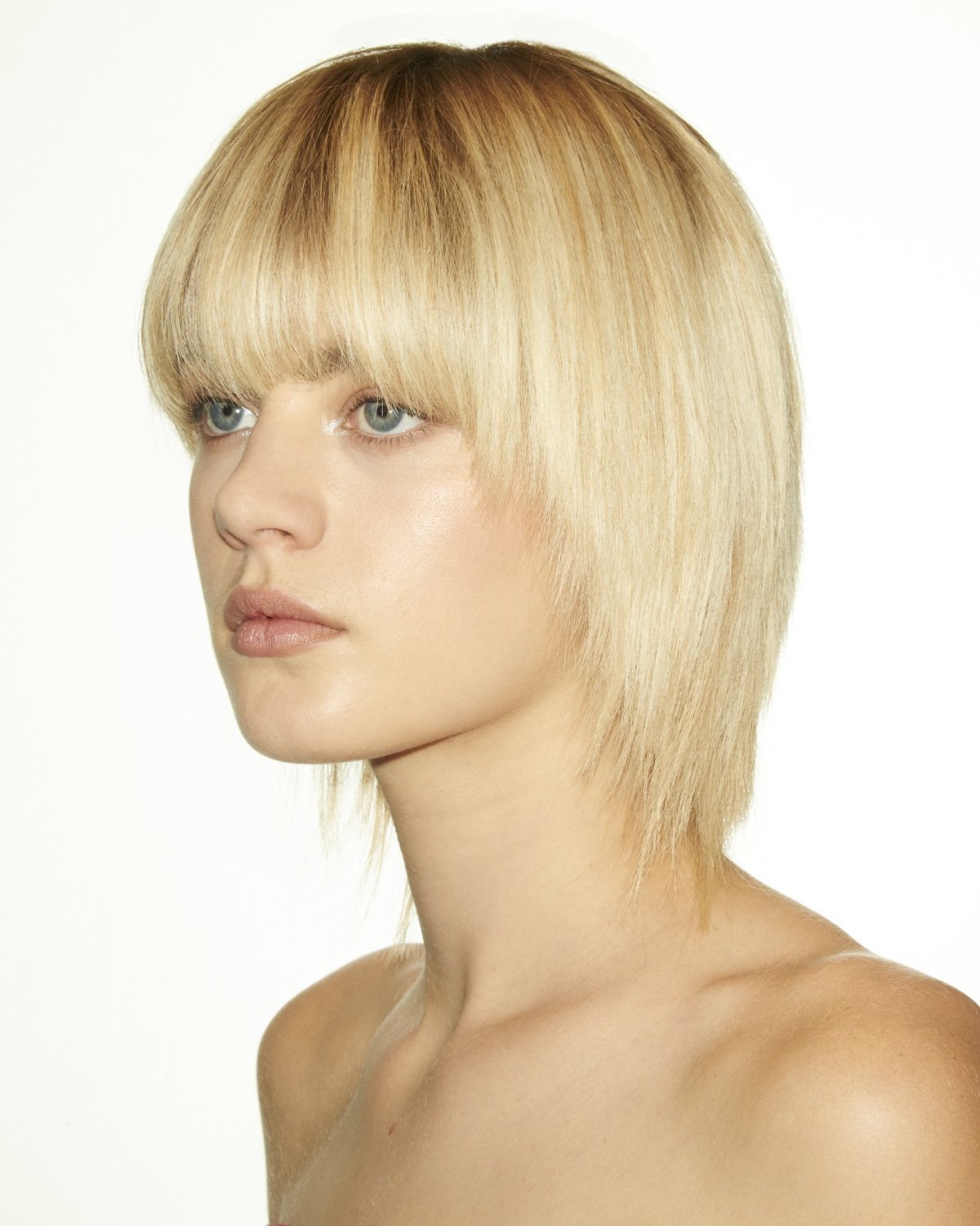 Волосы одинаковой длины по всей голове