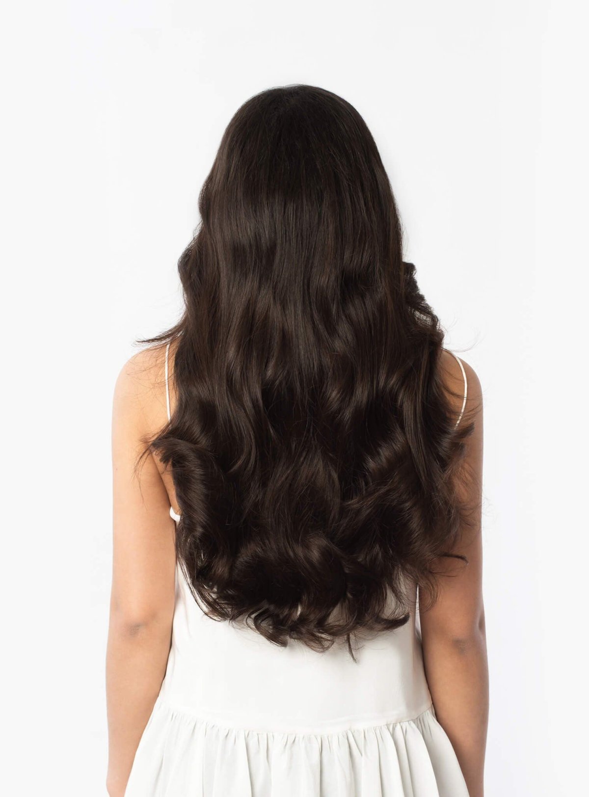 Длинные шатеновые волосы