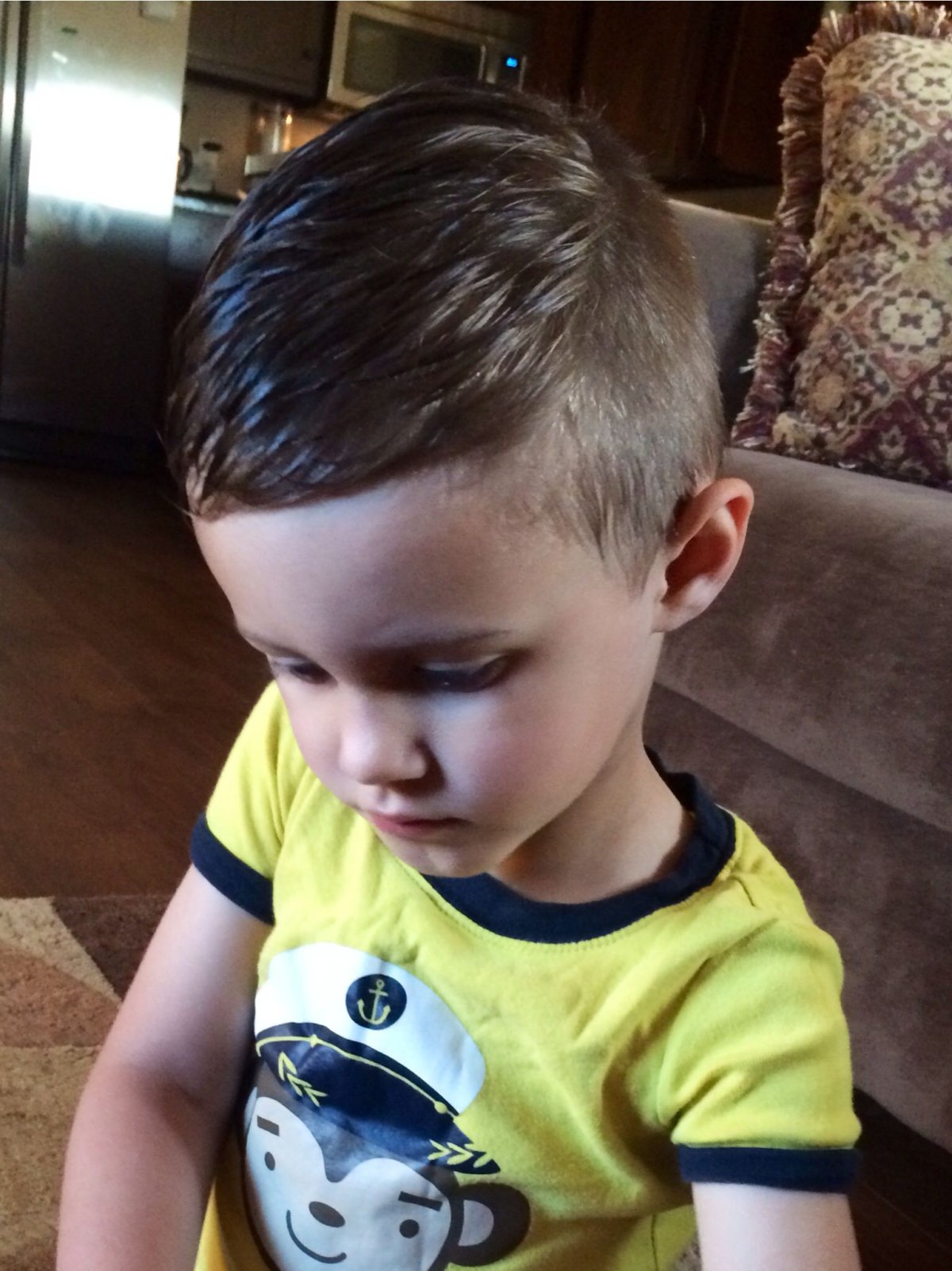 Стрижки для мальчиков темные волосы