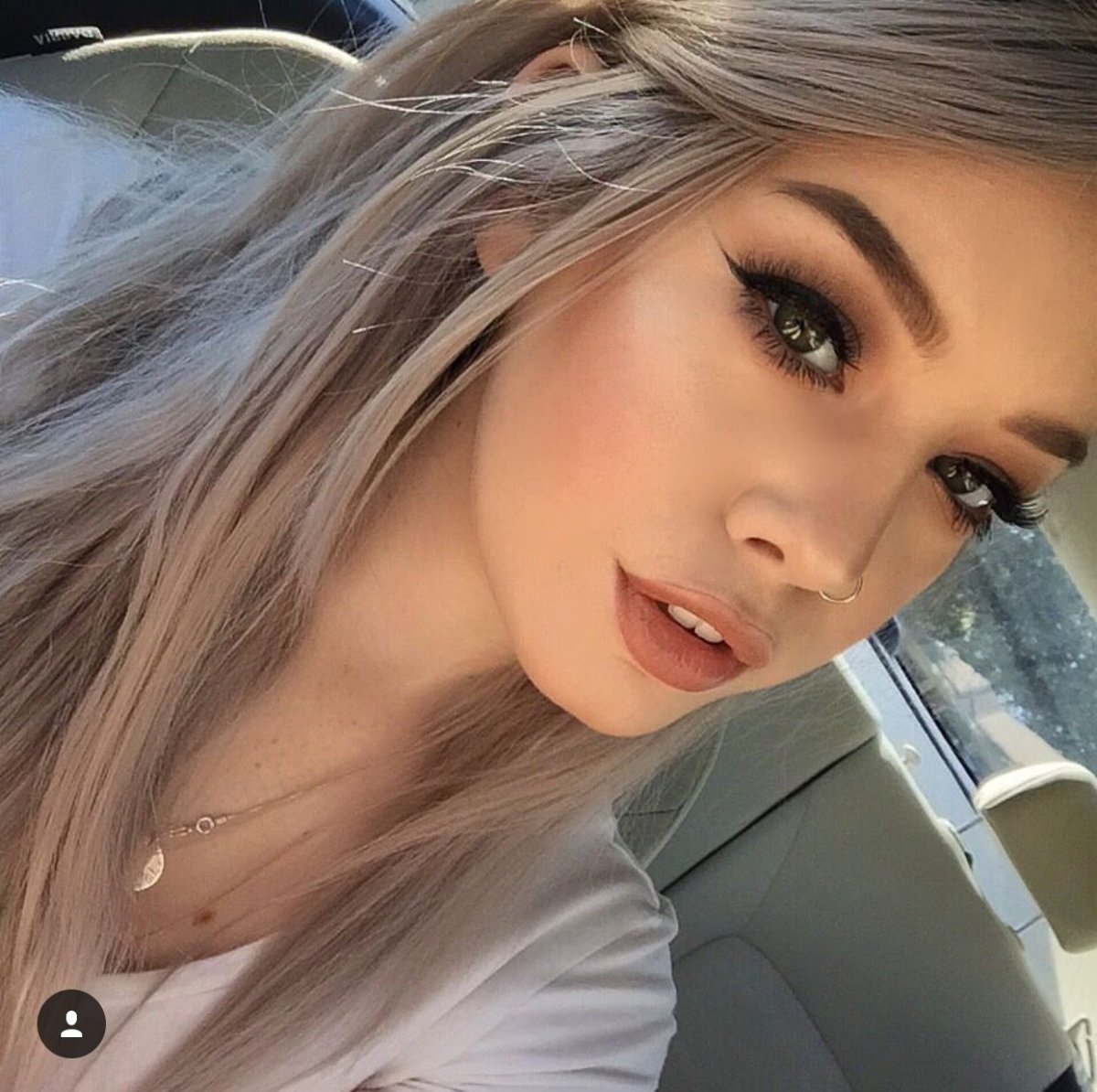 Маргарита Дегтярева пепельные волосы