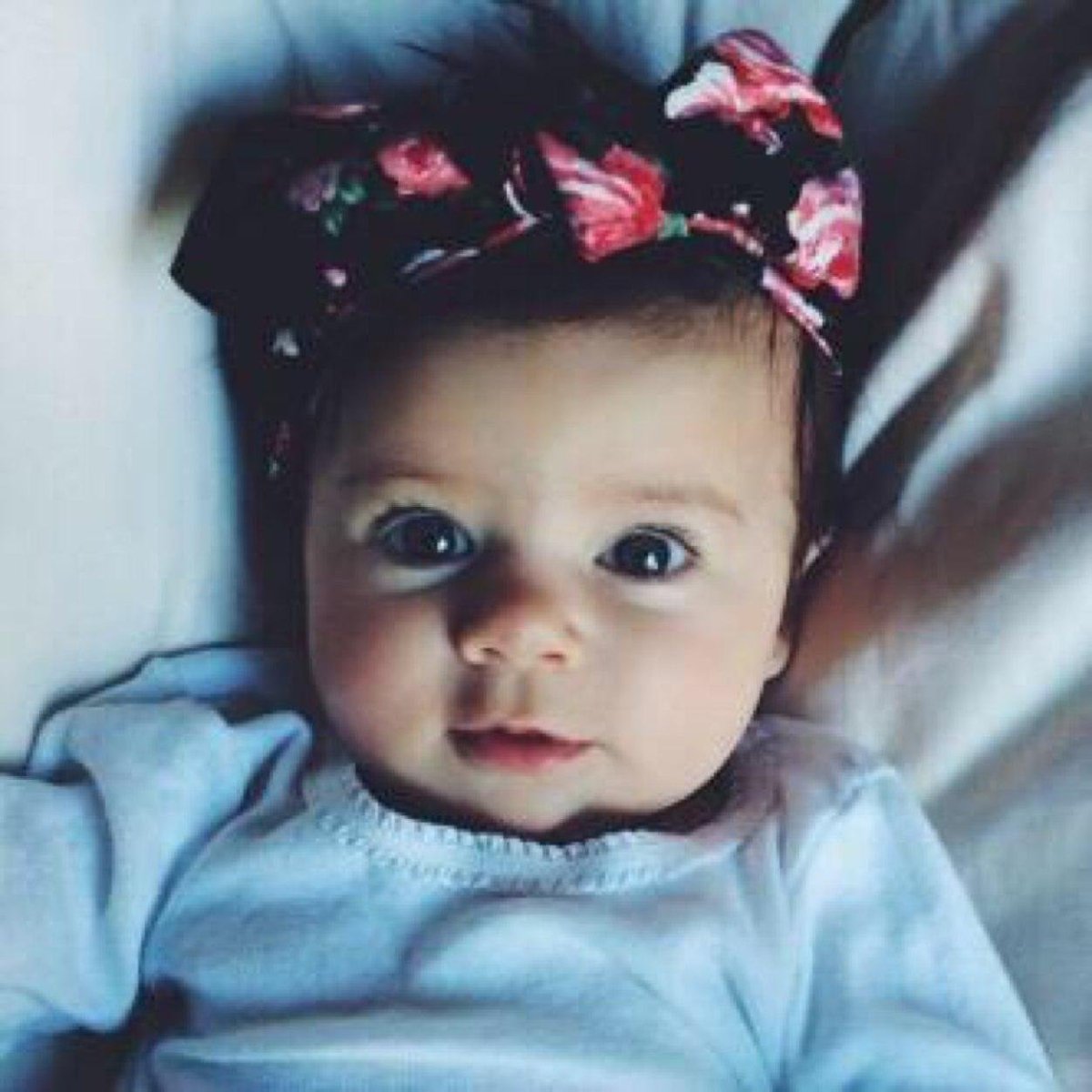 Маленькие детки с карими глазами